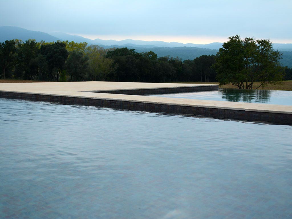 infinity pool, La Bisbal d'Empordà